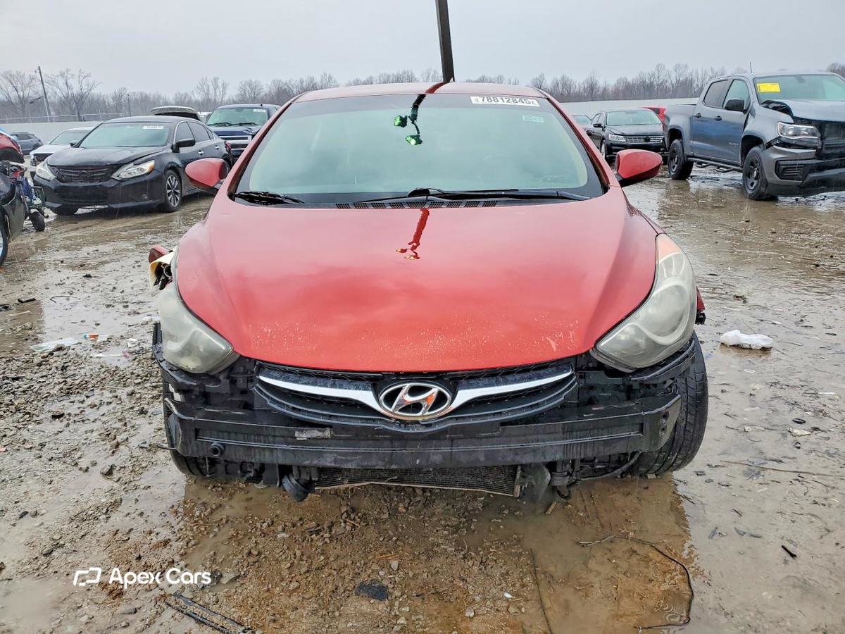 Hyundai Elantra 2013