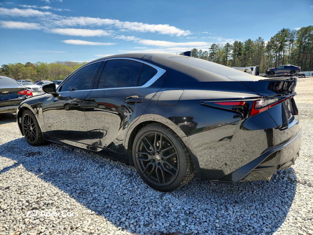 Lexus IS 2023