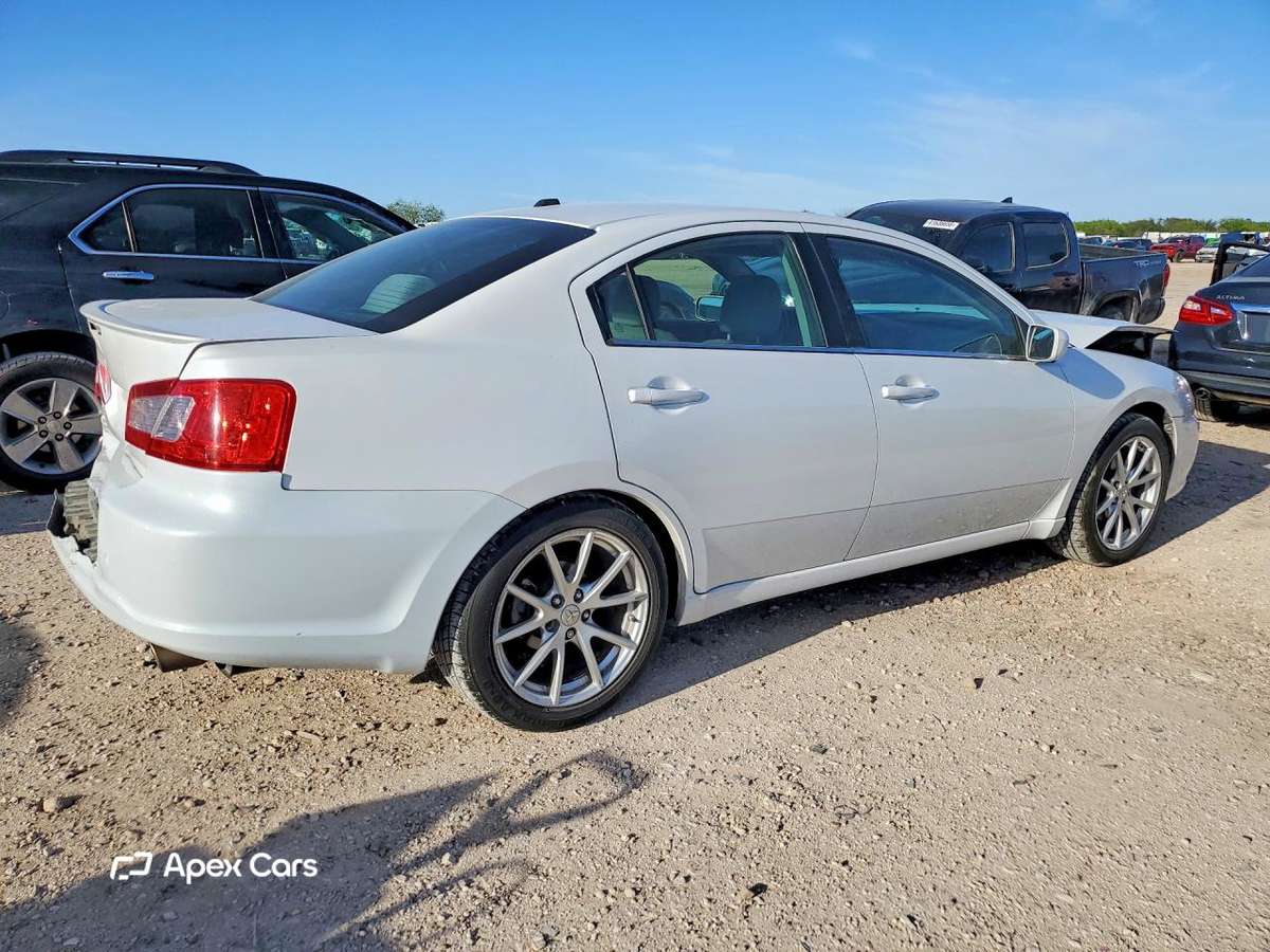 Mitsubishi Galant 2012