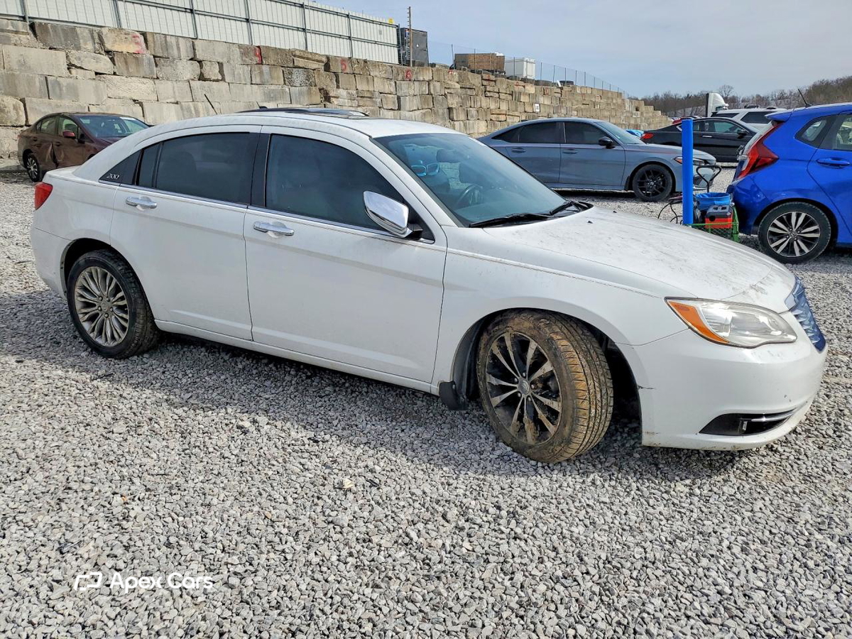 Chrysler 200 2012