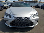 Lexus ES 2020