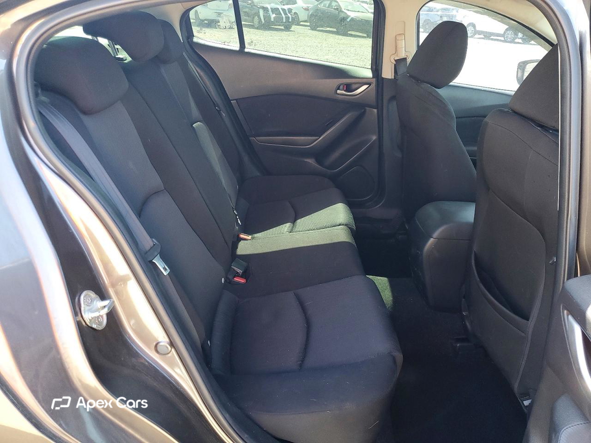 Mazda 3 2015