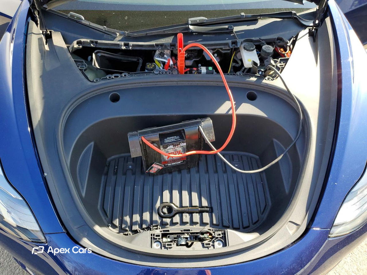 Tesla Model 3 2023