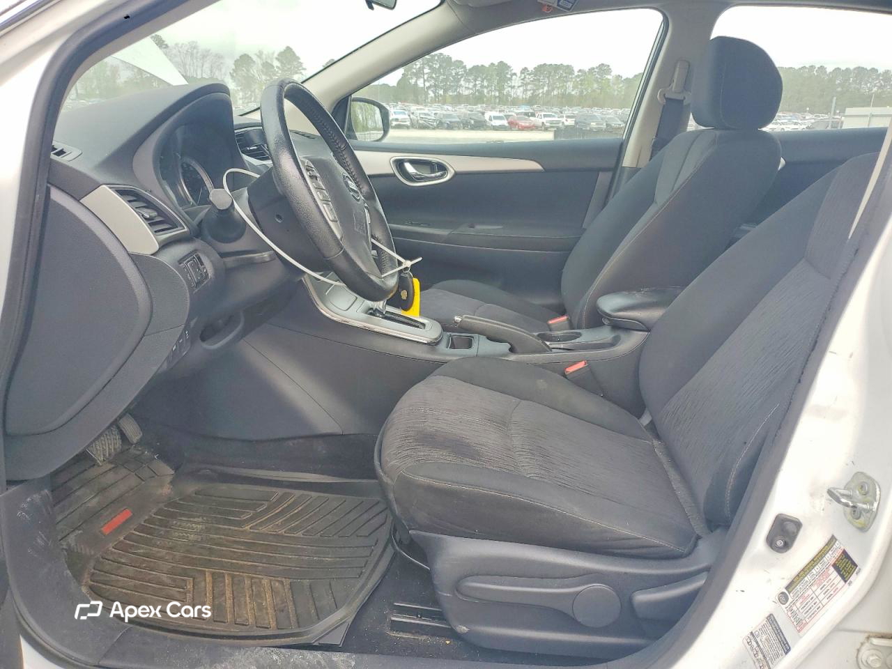 Nissan Sentra 2015