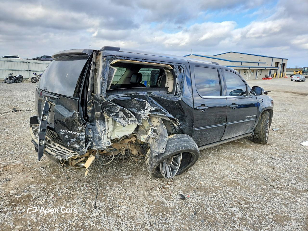 Cadillac Escalade 2013
