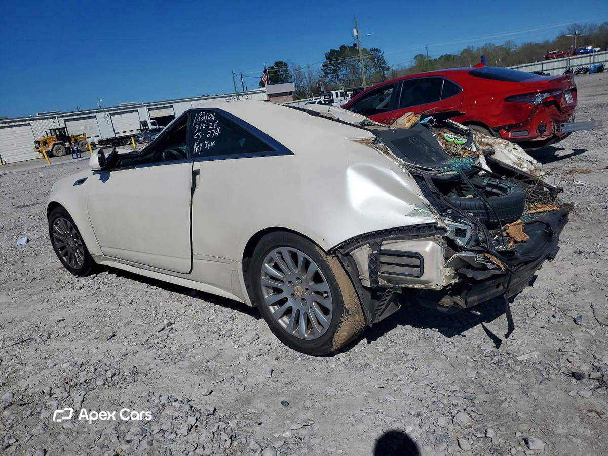 Cadillac CTS 2011