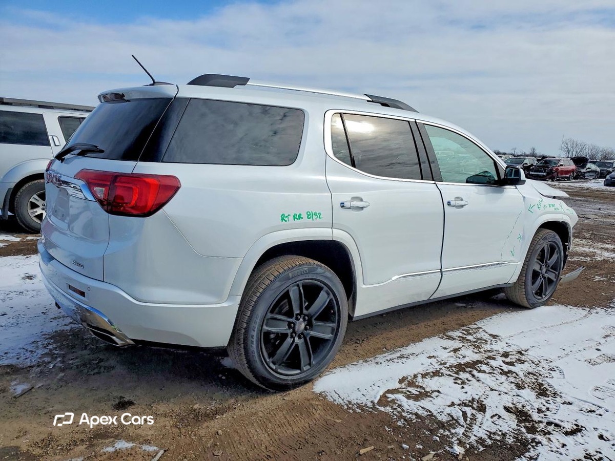 GMC Acadia 2017