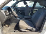 Volkswagen Beetle 2013