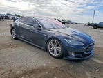 Tesla Model S 2015