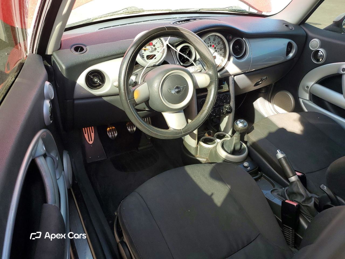 MINI Cooper 2005