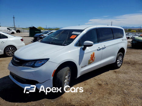 Chrysler Voyager 2023 - Image 1 of 12