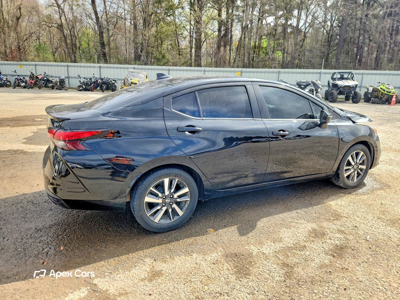 Nissan Versa 2021