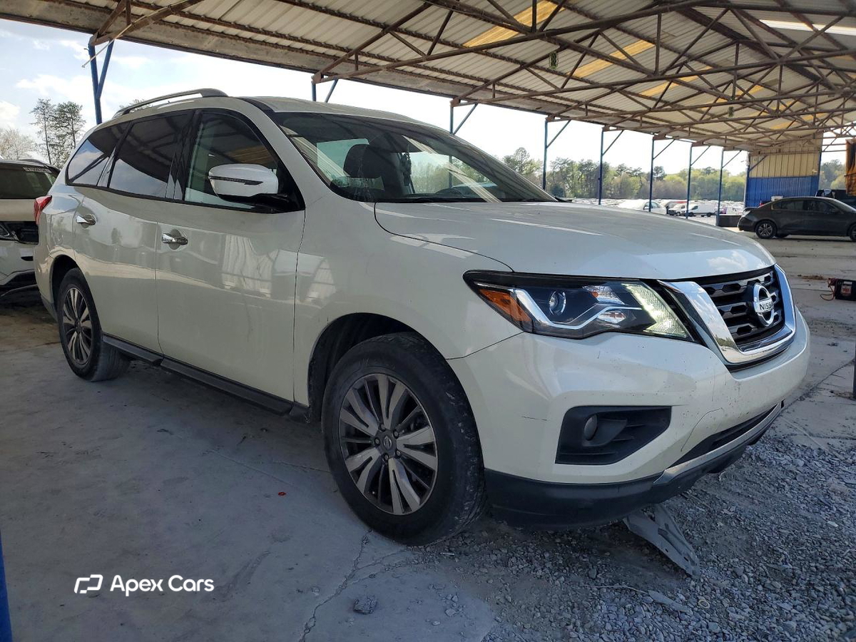 Nissan Pathfinder 2018