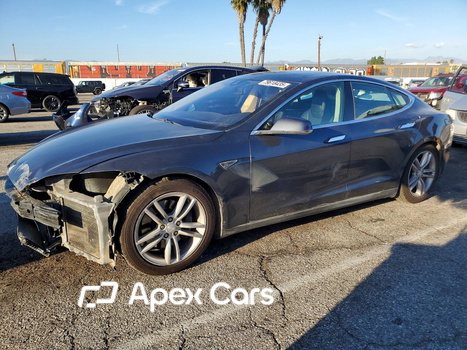 Tesla Model S 2014 - Image 1 of 13