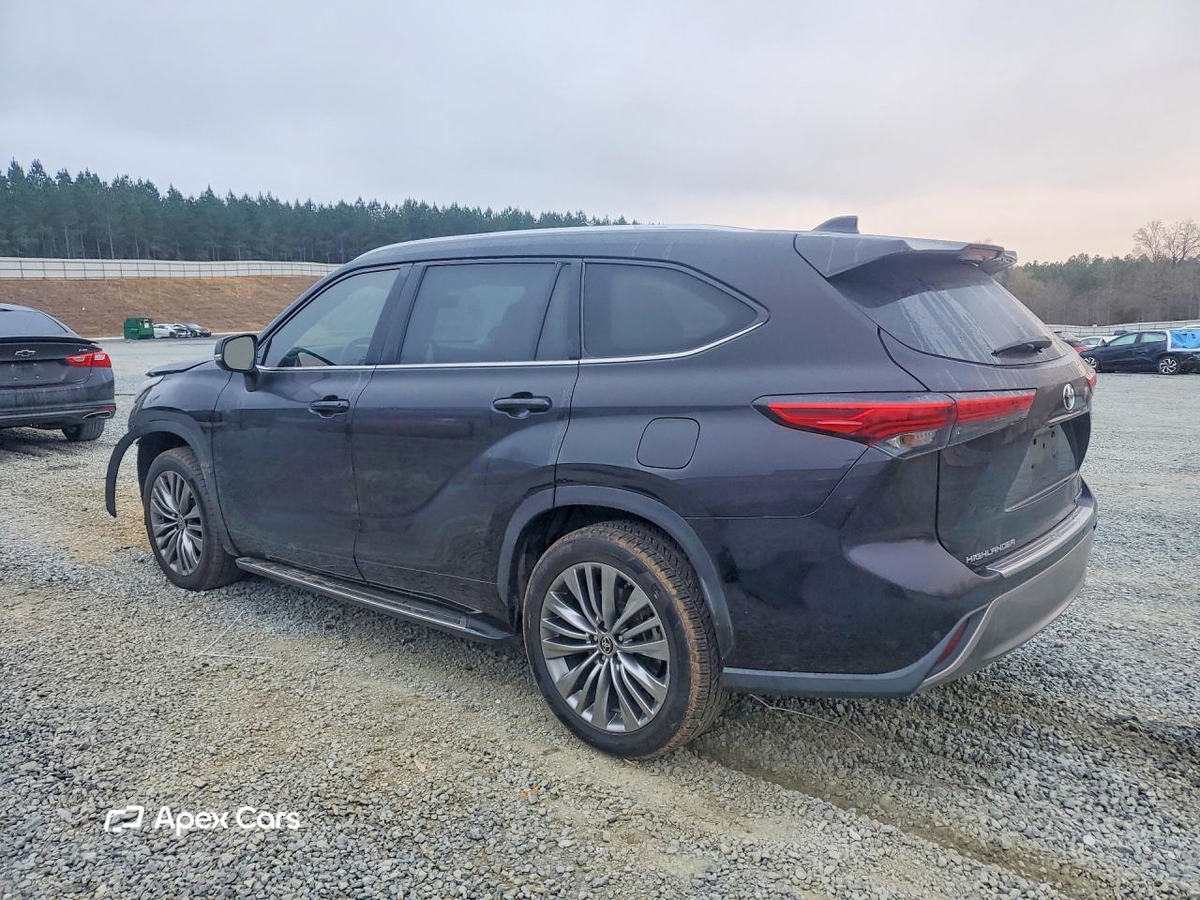 Toyota Highlander 2021