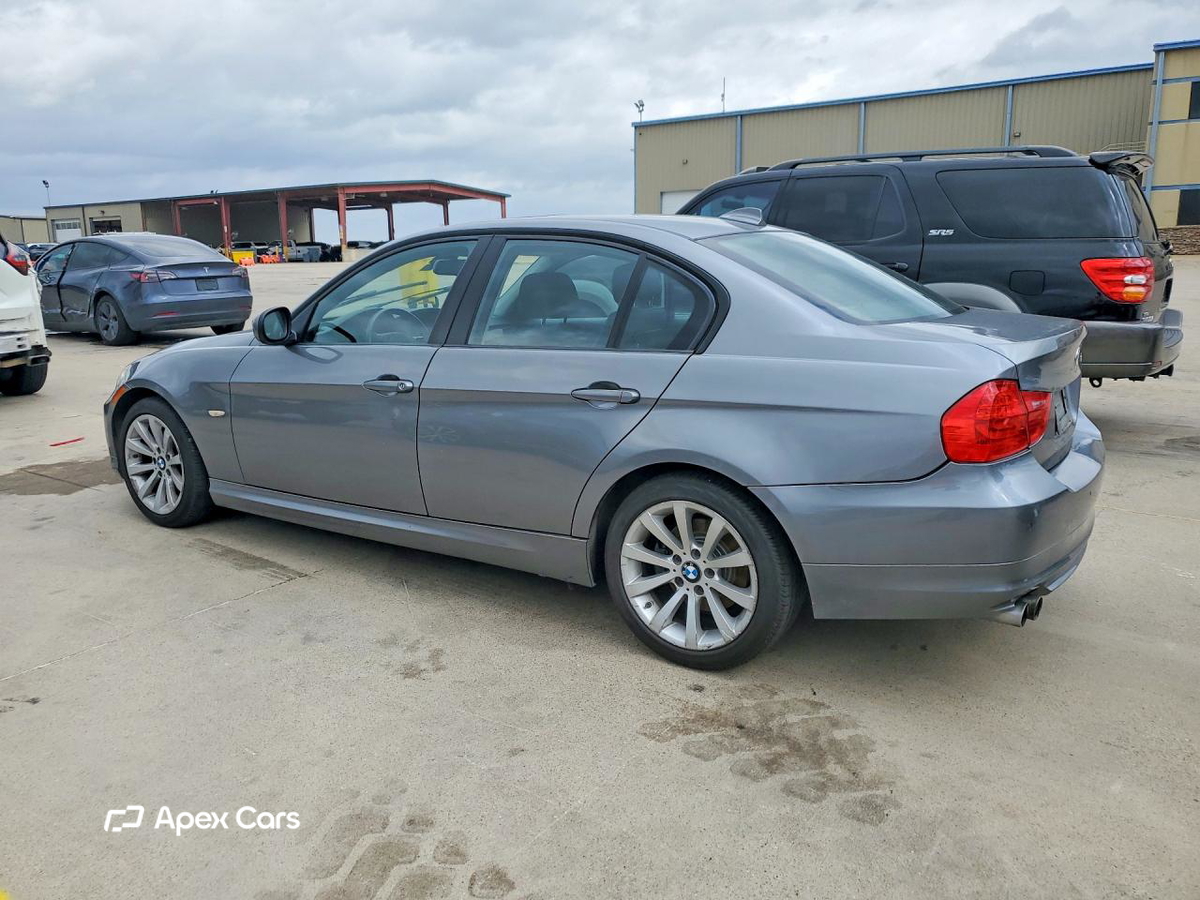BMW Series 3 2011