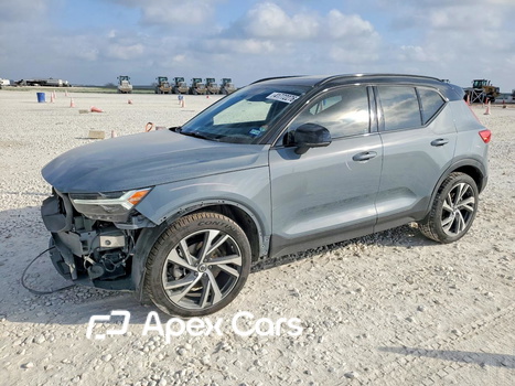 Volvo XC40 2022 - Image 1 of 14