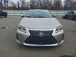 Lexus Sierra 2016