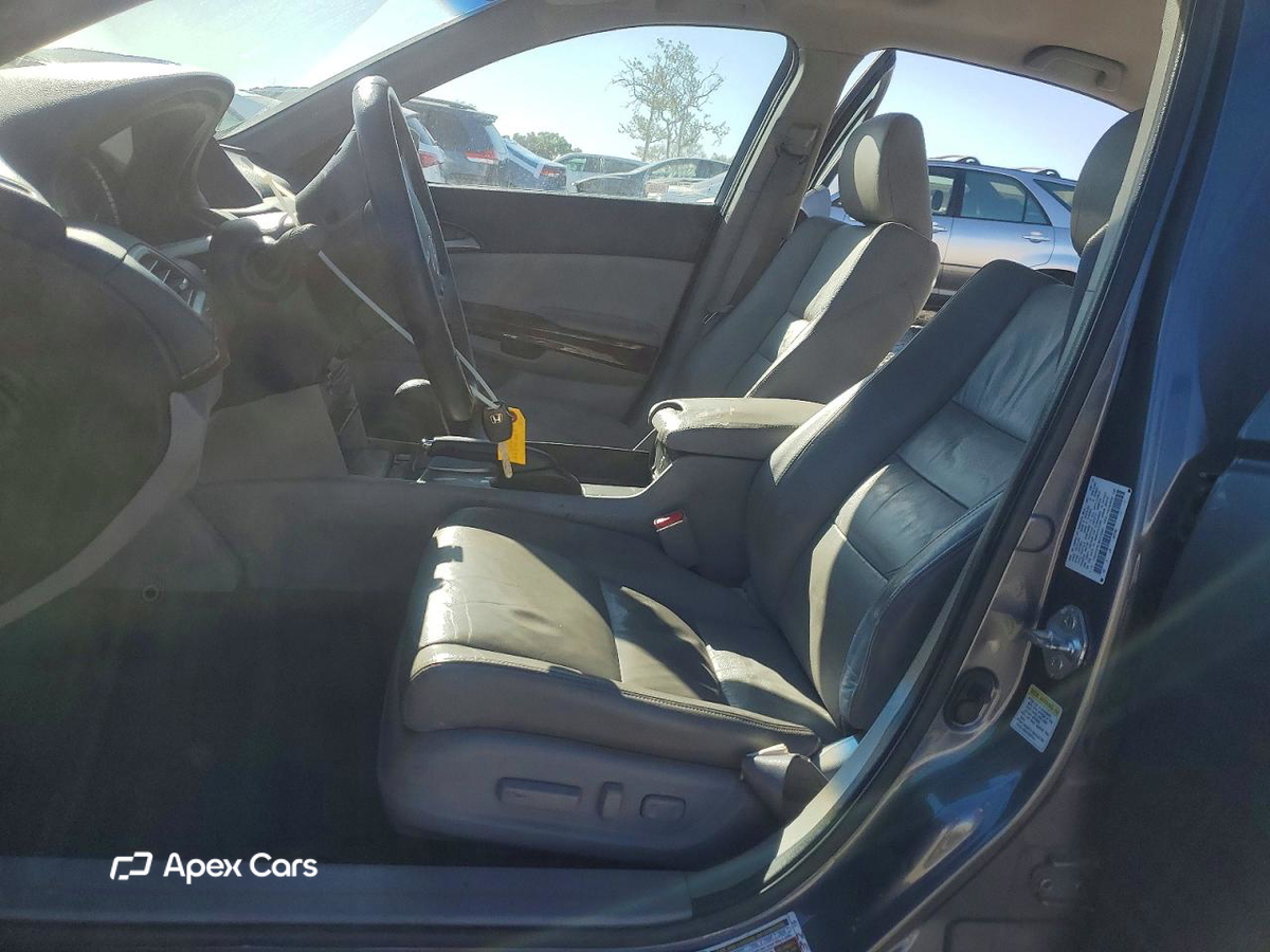 Honda Accord 2011