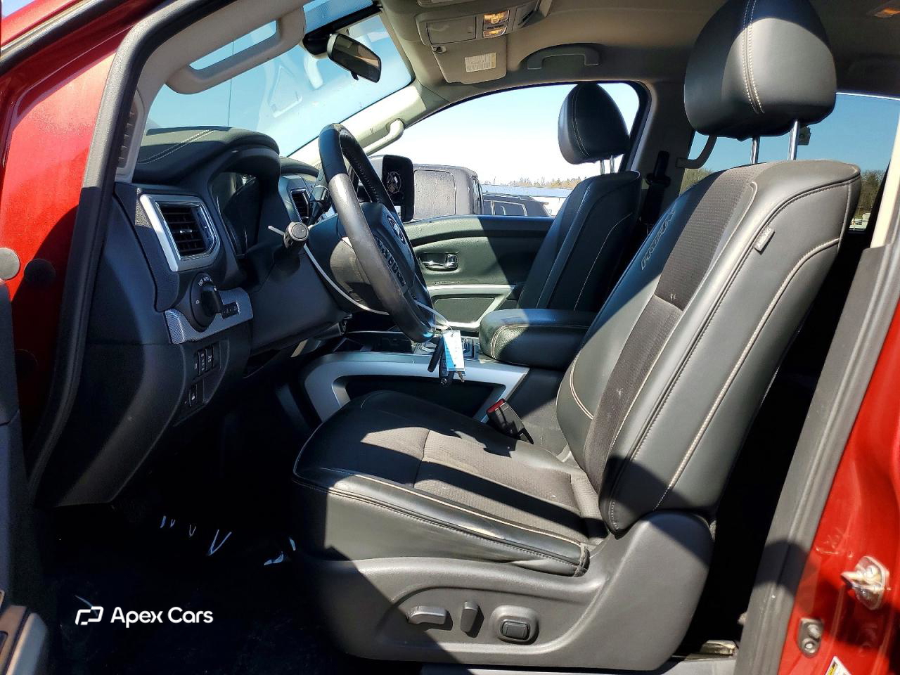 Nissan Titan 2016