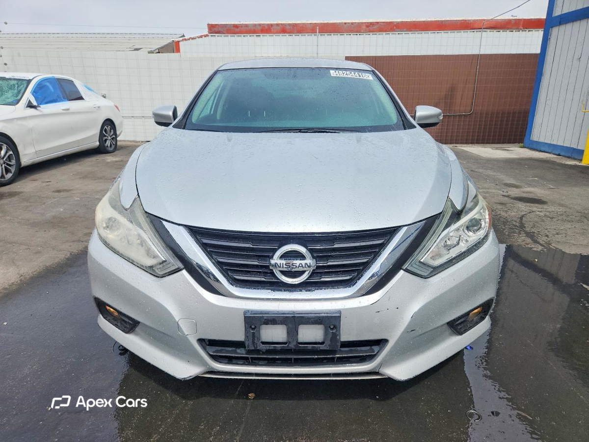 Nissan Altima 2018