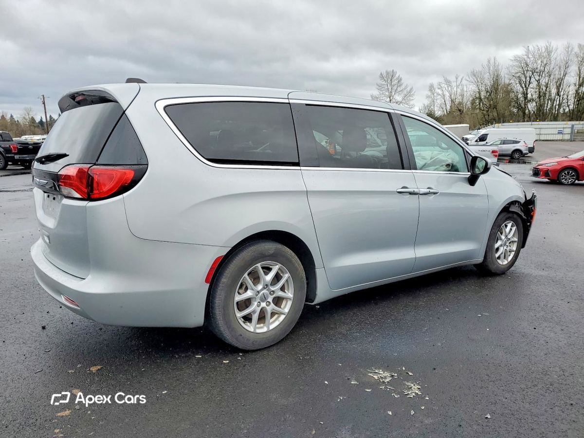 Chrysler Voyager 2023