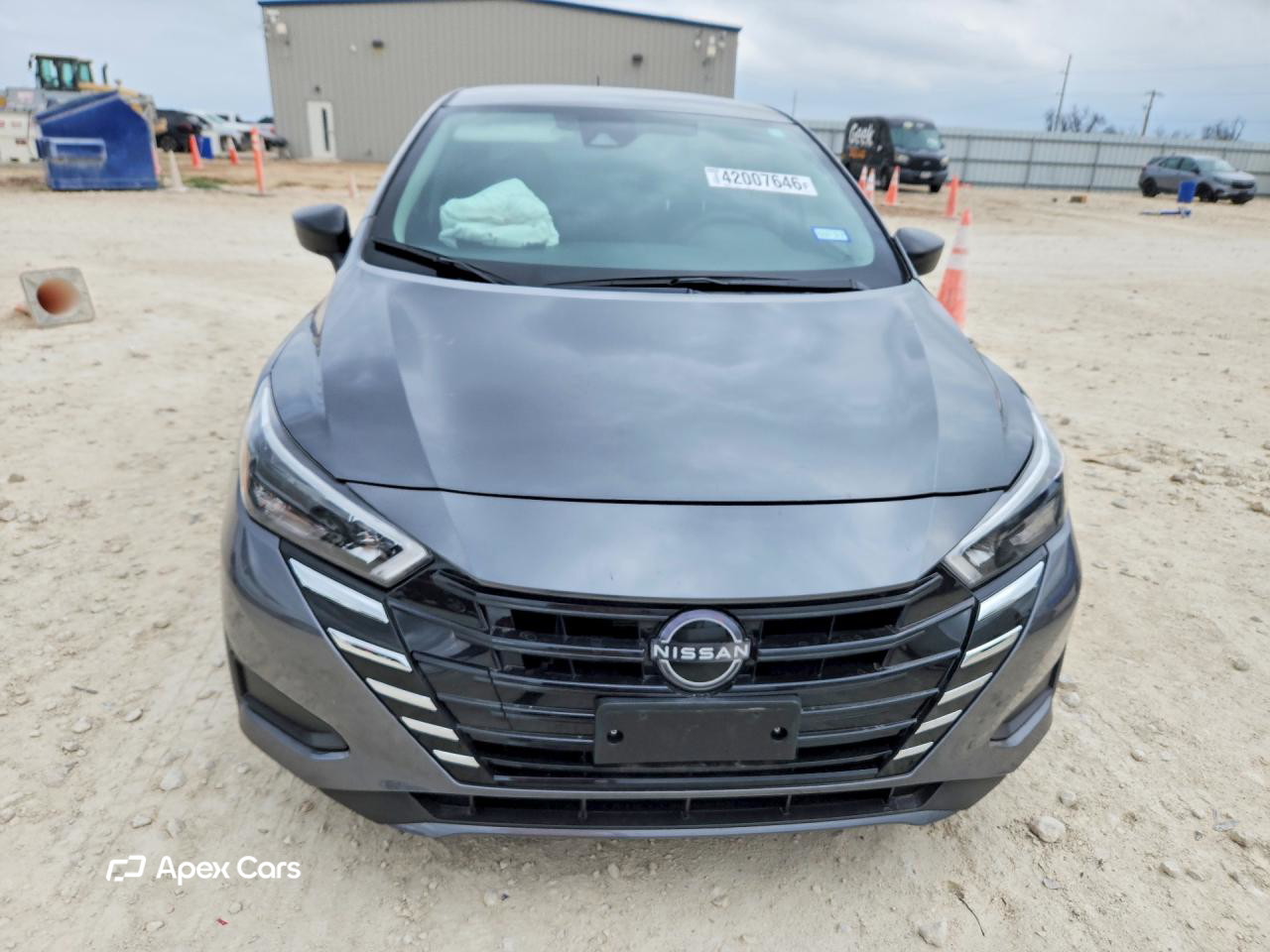 Nissan Versa 2025