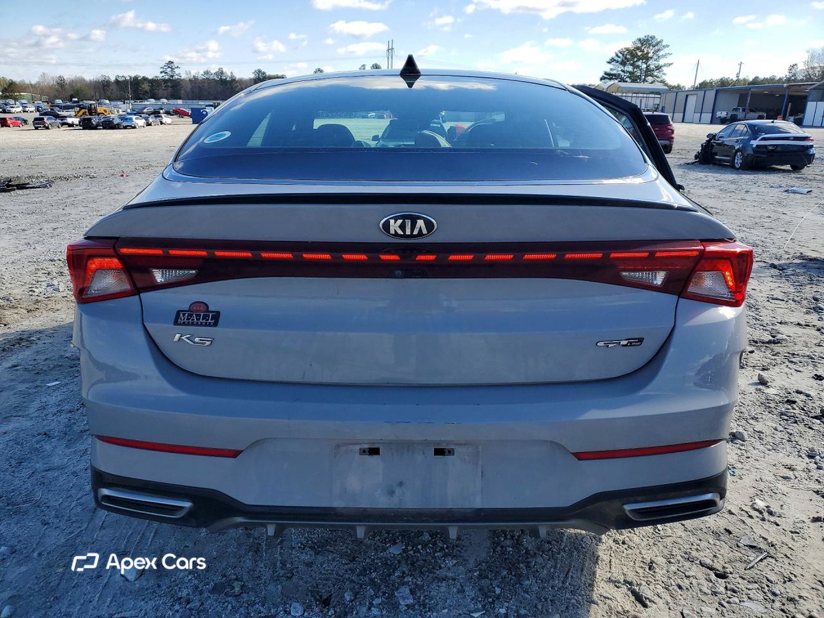 Kia K5 2021