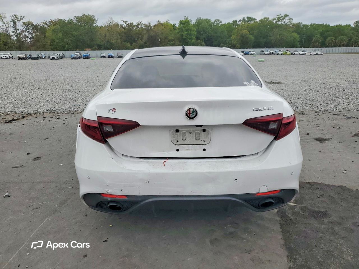 Alfa Romeo Giulia 2023