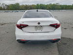 Alfa Romeo Giulia 2023