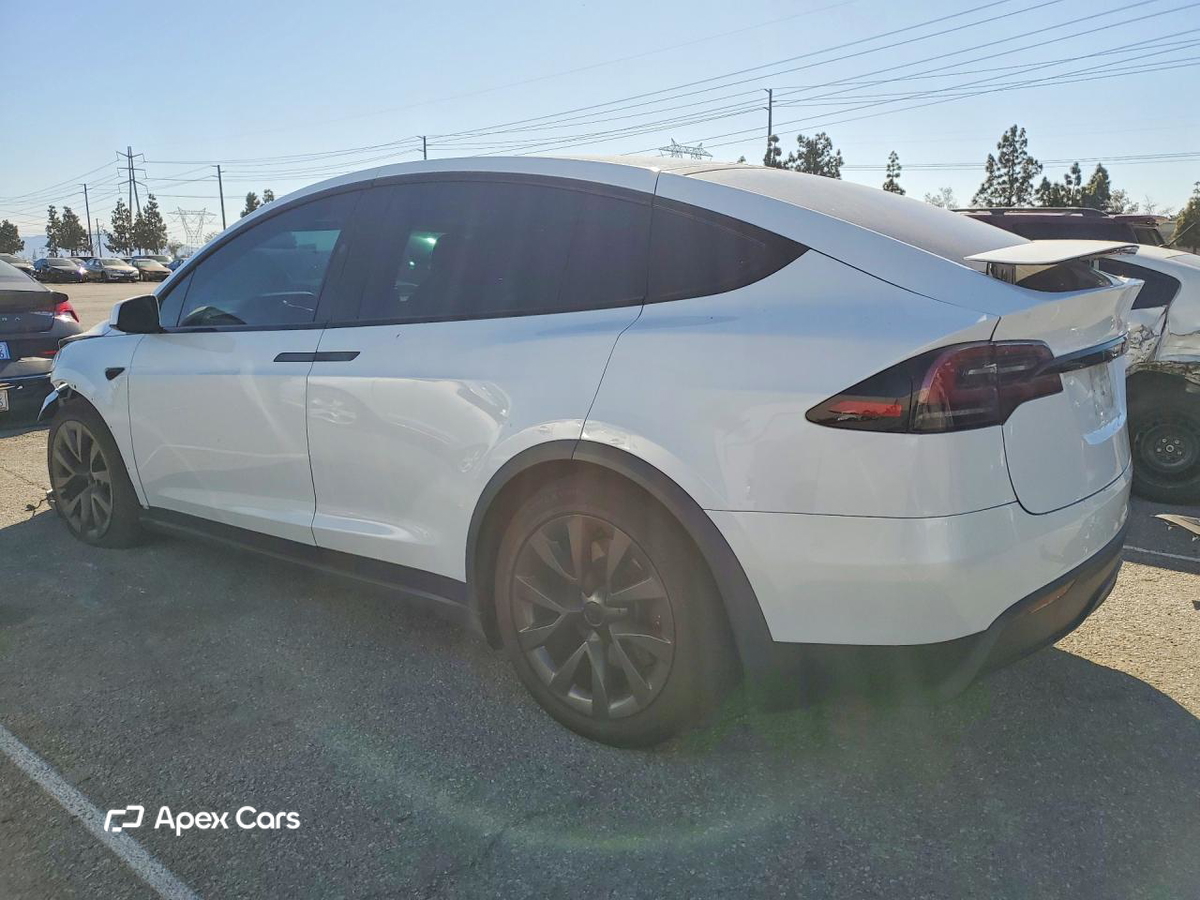 Tesla Model X 2024