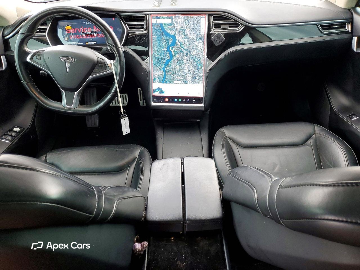 Tesla Model S 2016