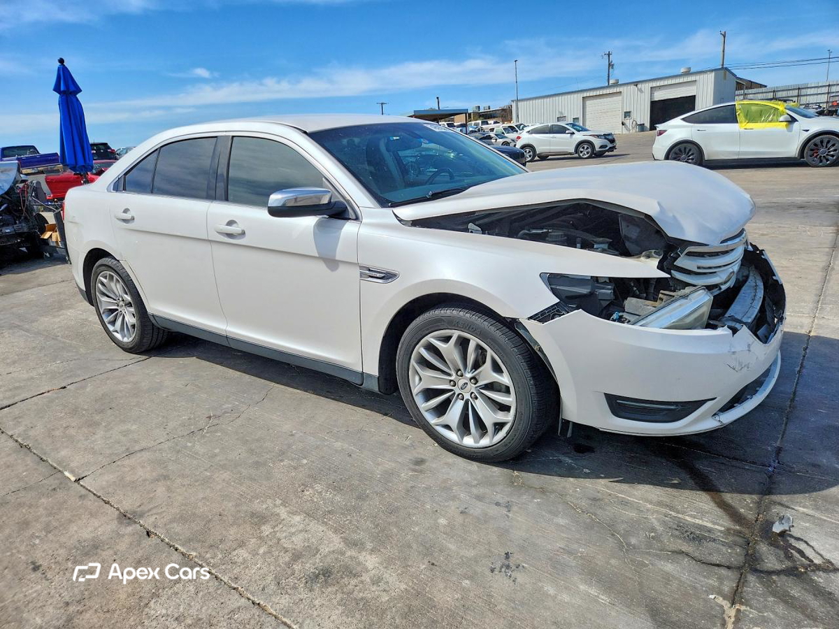 Ford Taurus 2015