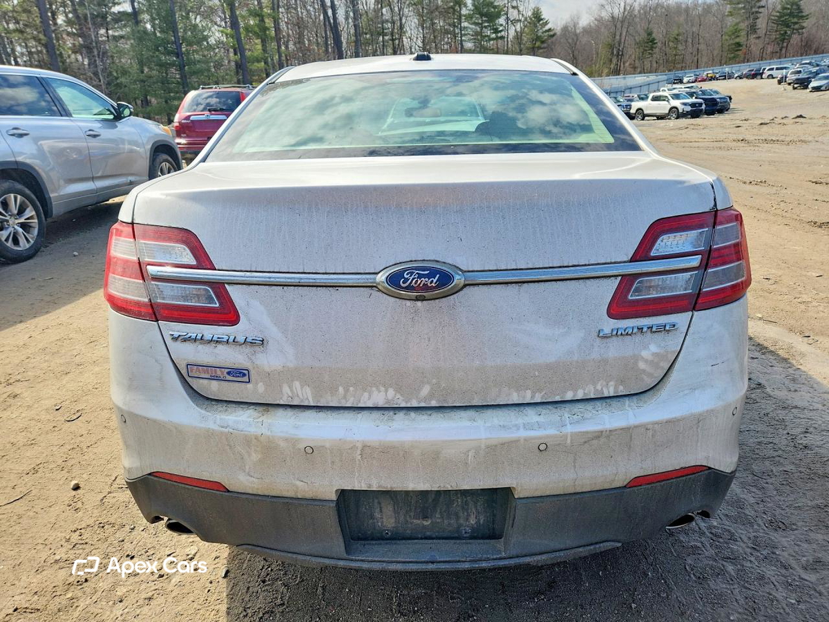 Ford Taurus 2013