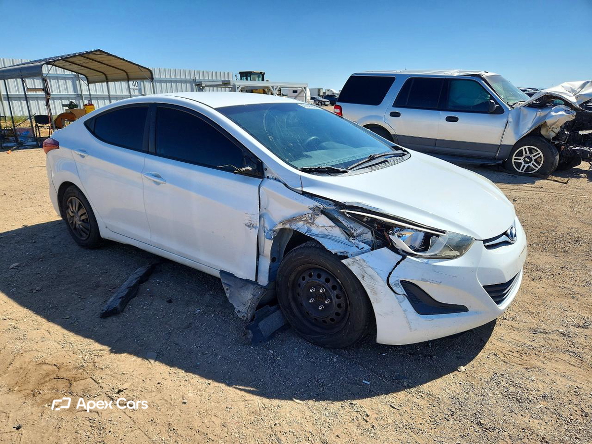 Hyundai Elantra 2016