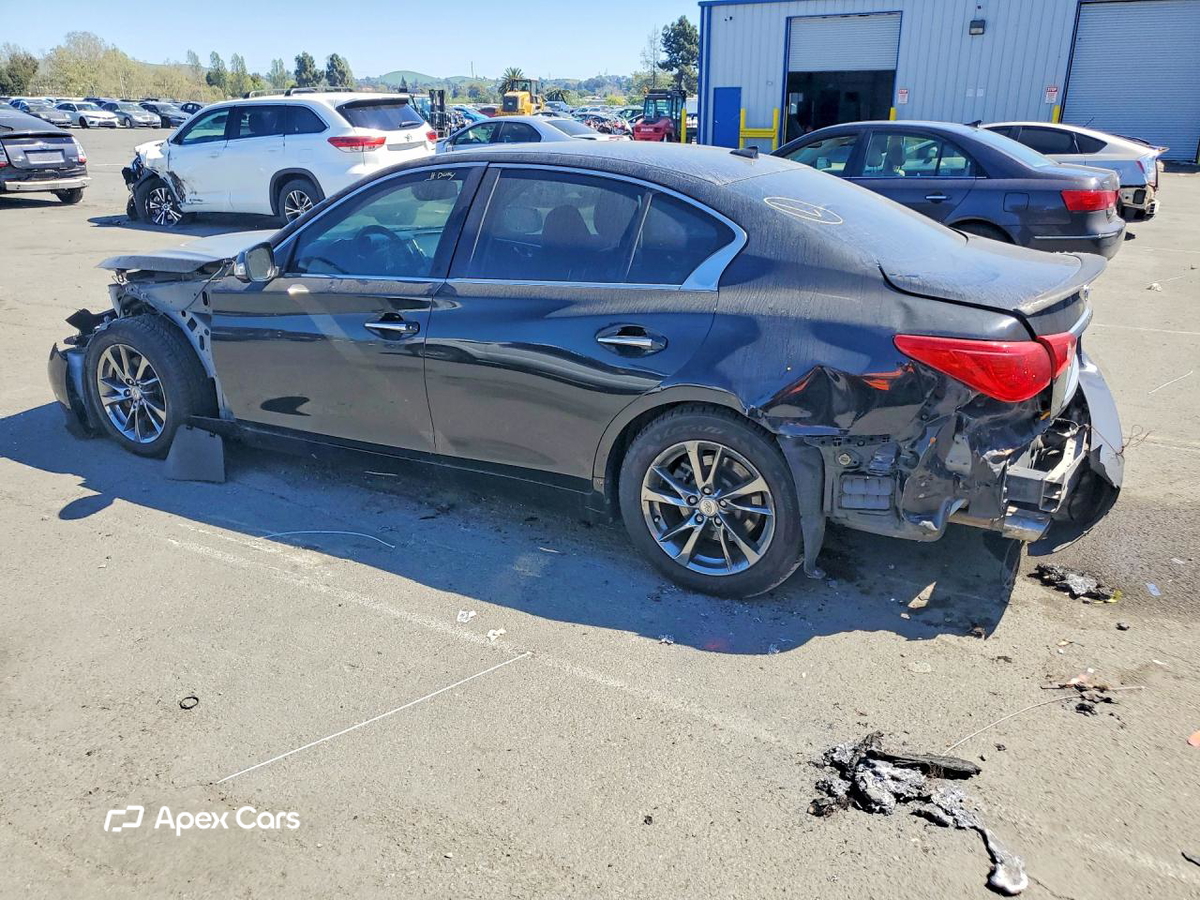 Infiniti Q50 2014