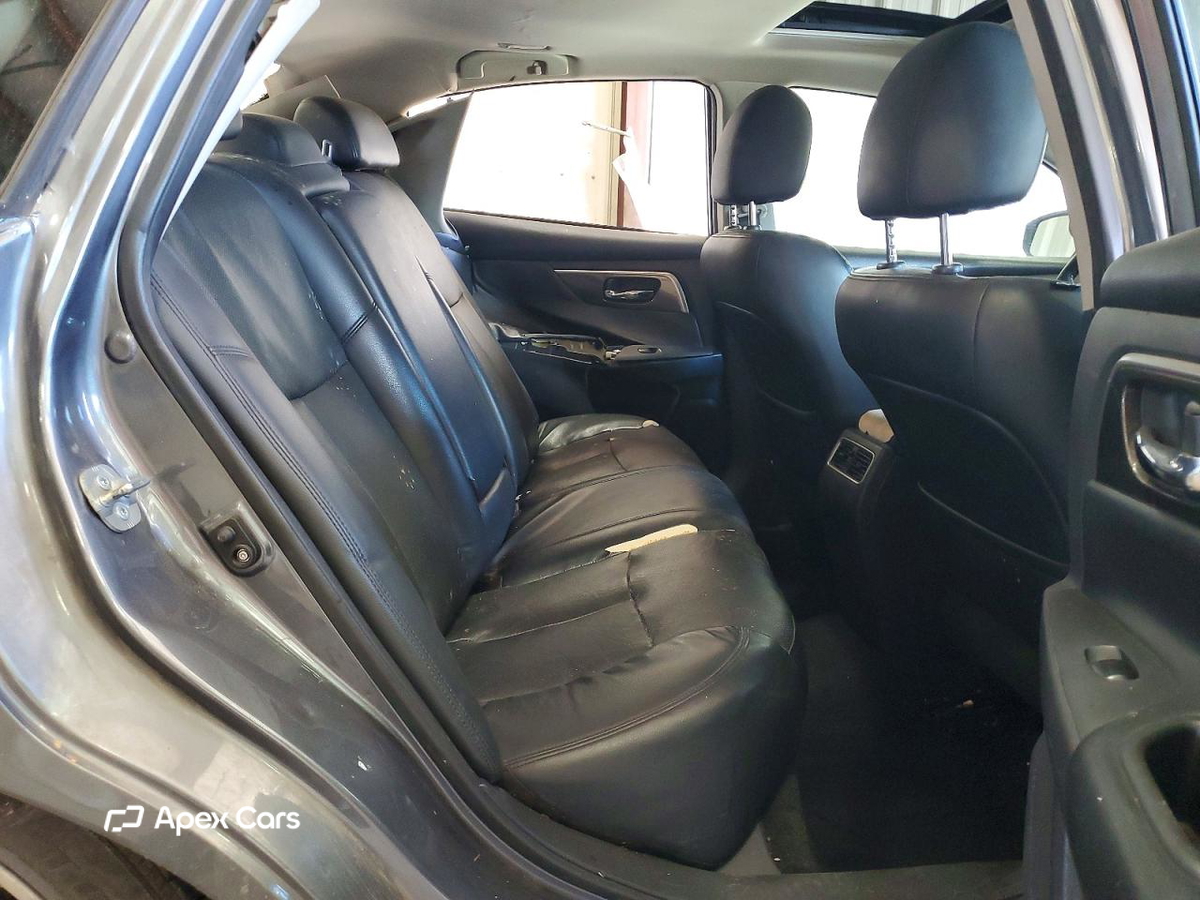 Nissan Altima 2015