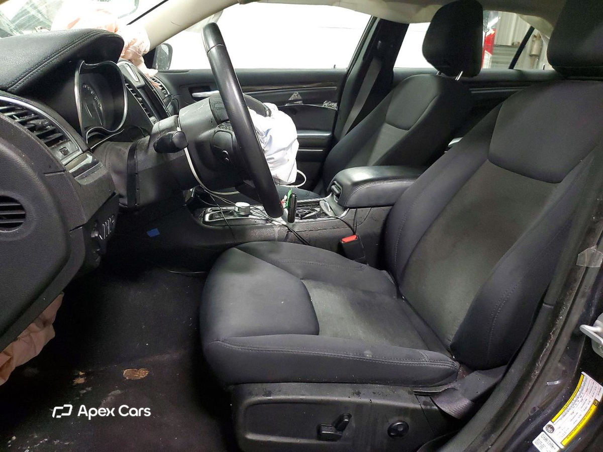 Chrysler 300 2019