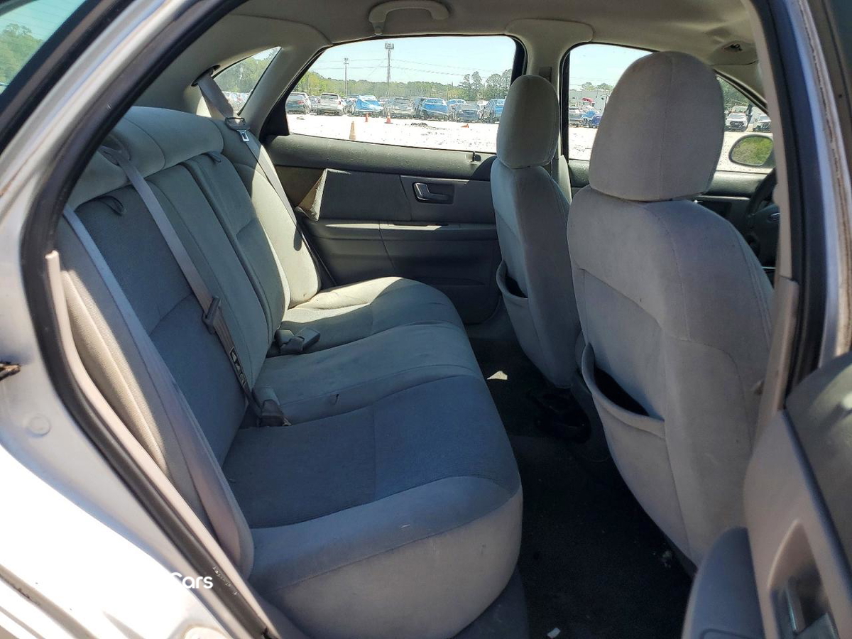 Ford Taurus 2001