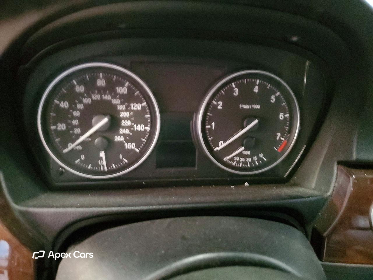 BMW Series 3 2011