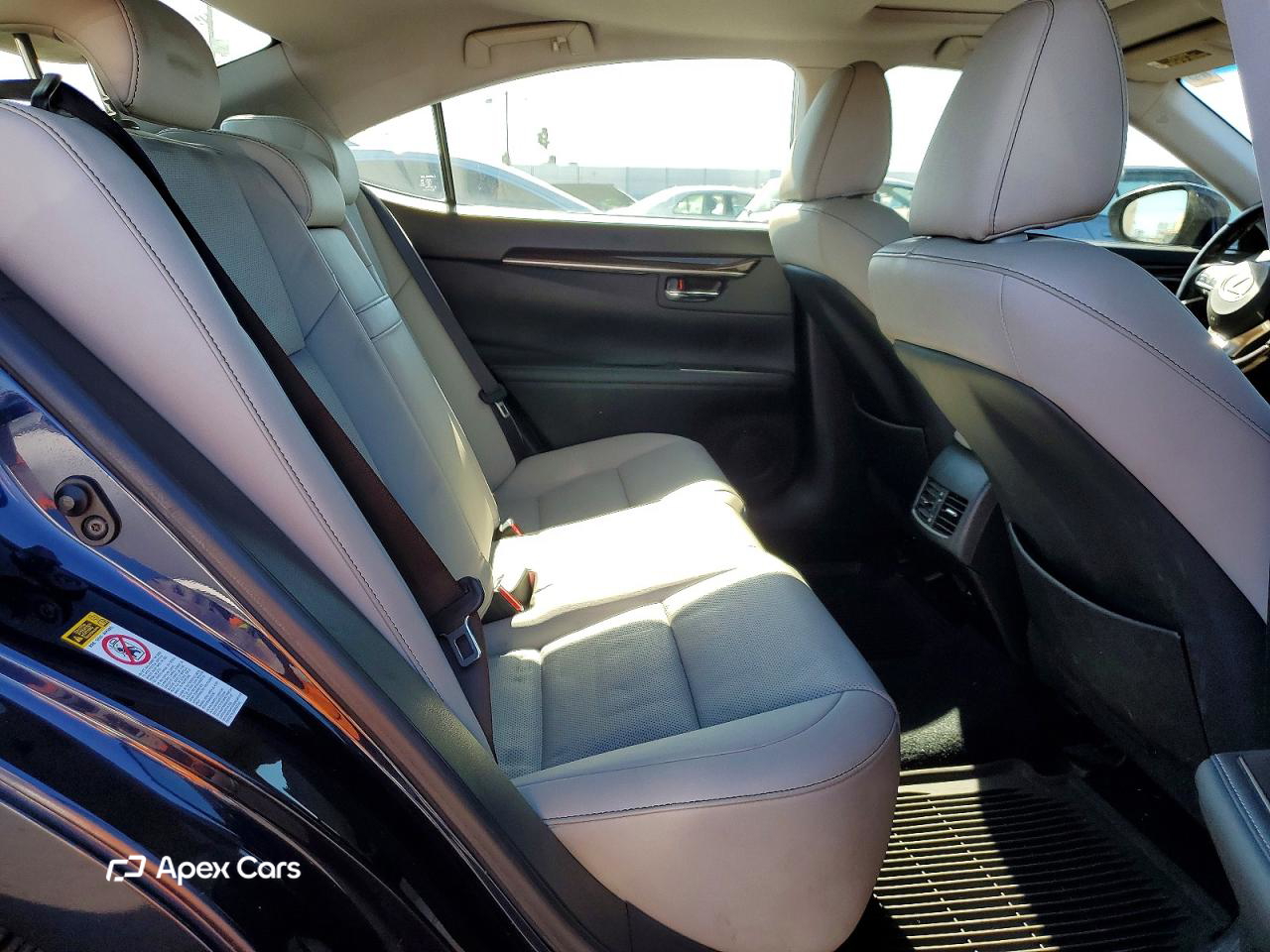 Lexus ES 2016