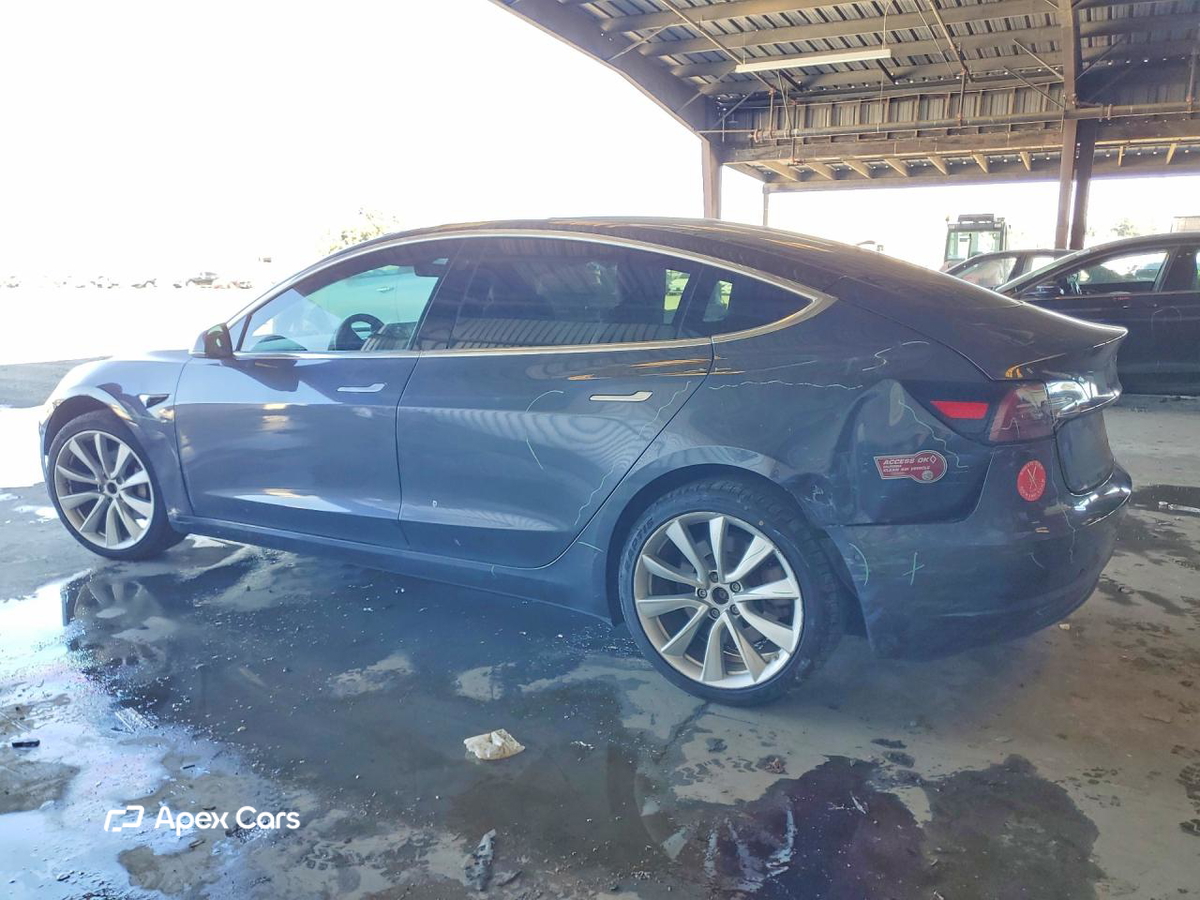 Tesla Model 3 2018