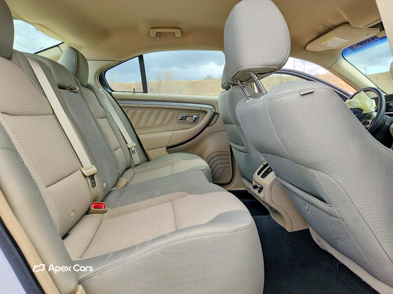 Ford Taurus 2015