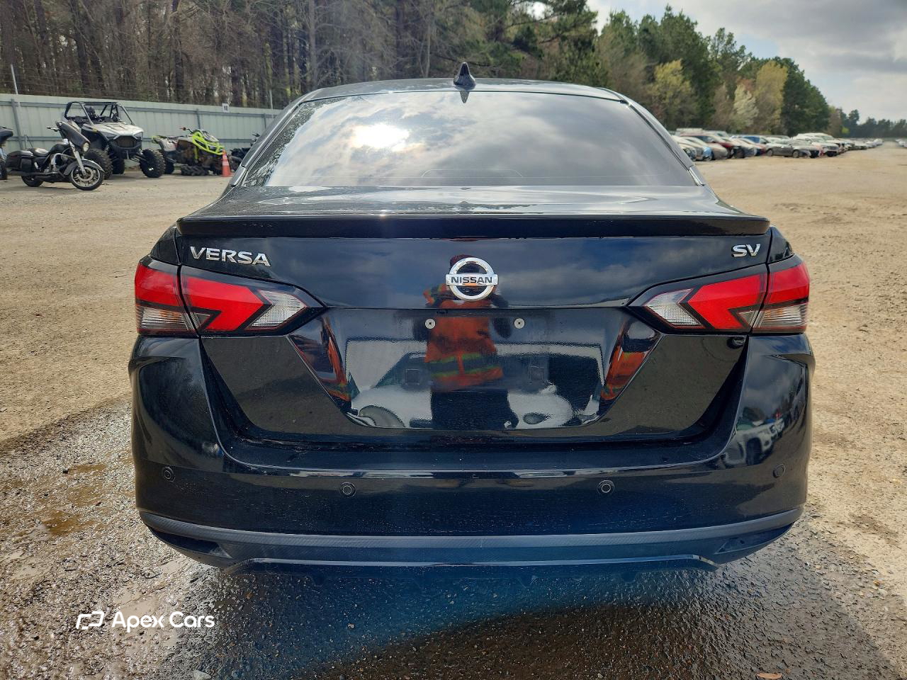 Nissan Versa 2021