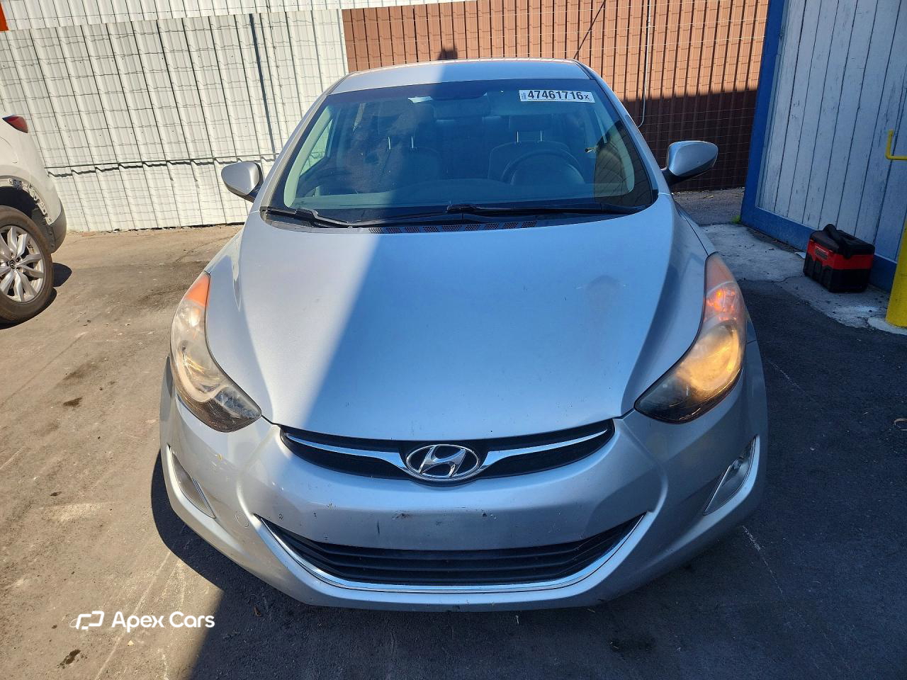 Hyundai Elantra 2012