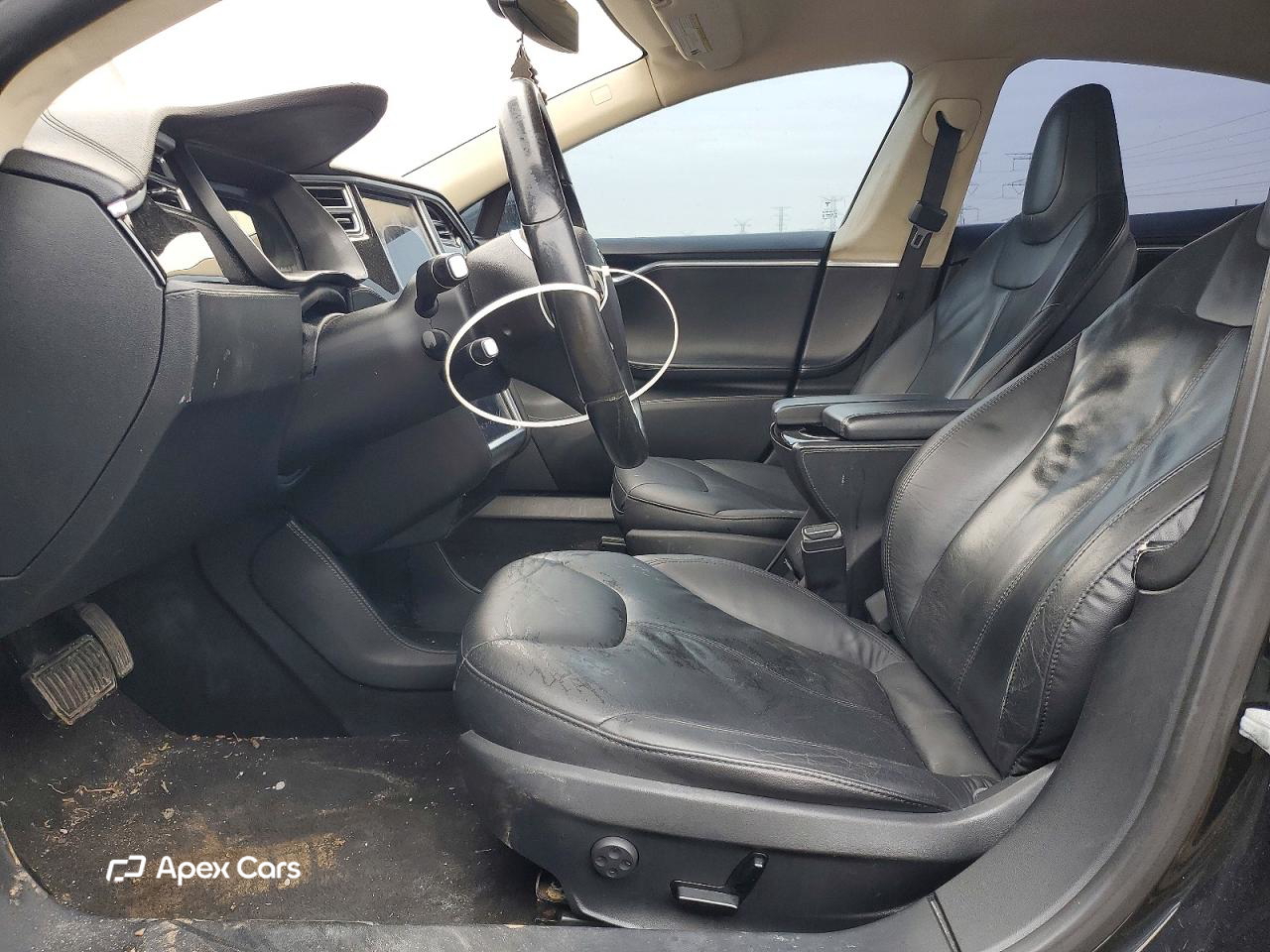 Tesla Model S 2014