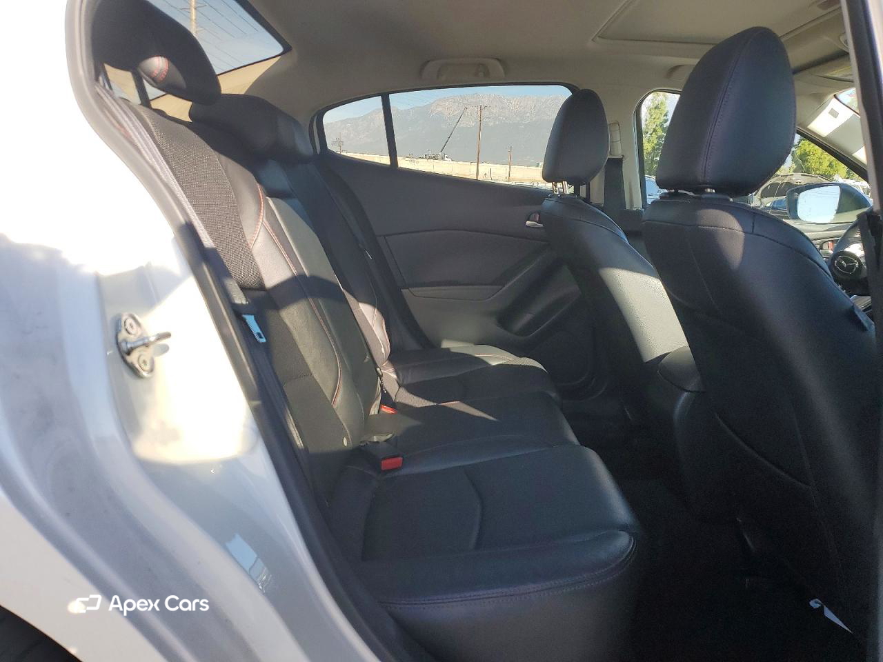 Mazda 3 2015