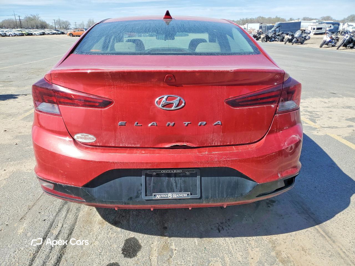 Hyundai Elantra 2019