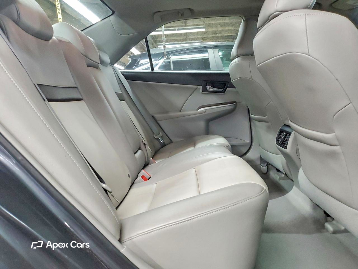 Toyota Camry 2012