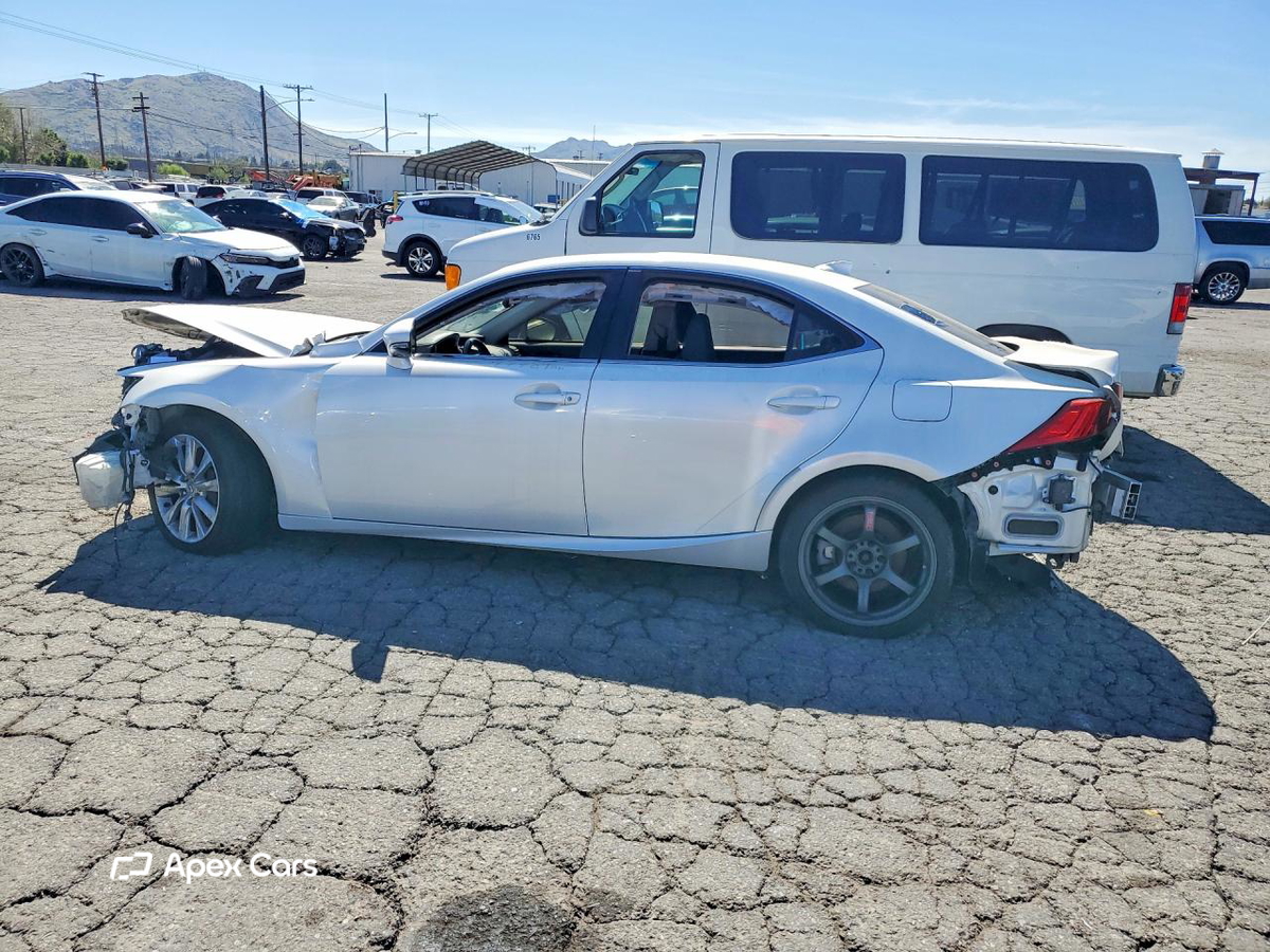 Lexus IS 2018